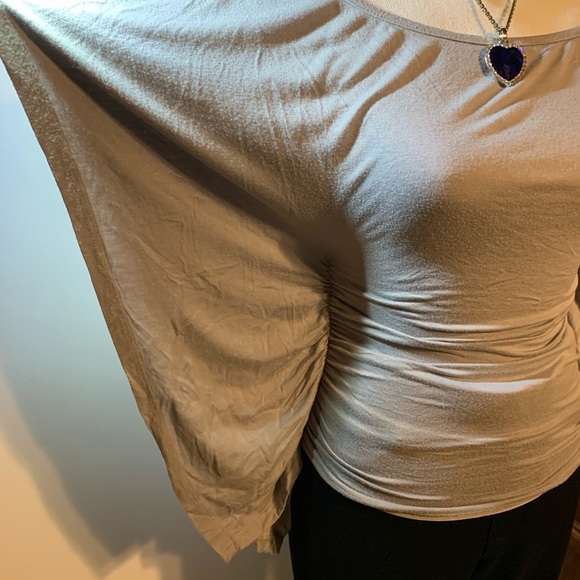 ❌SOLD🎃Patty Gray Batwing Ruched Top - Picture 2 of 9